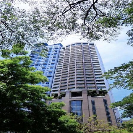 One Bedroom Apartment With Netflix At Greenbelt Makati Μανίλα Εξωτερικό φωτογραφία