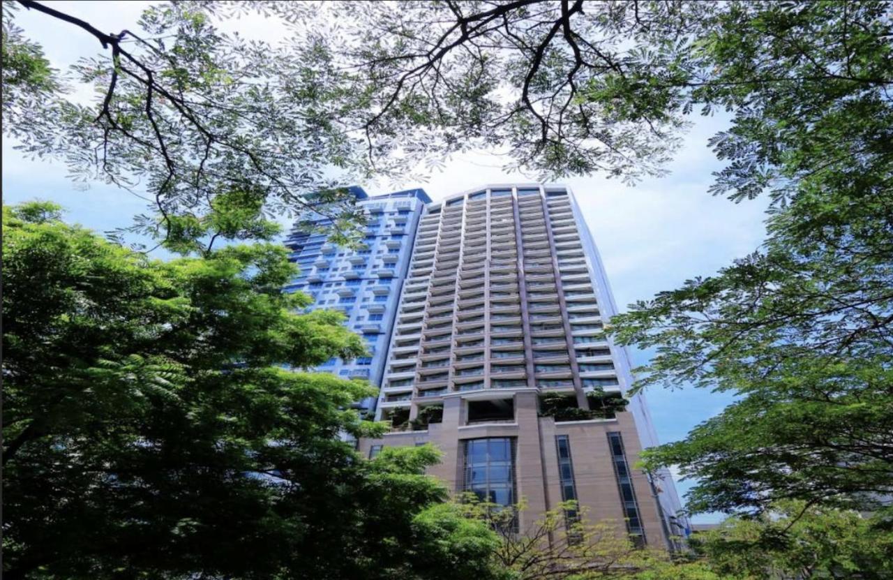 One Bedroom Apartment With Netflix At Greenbelt Makati Μανίλα Εξωτερικό φωτογραφία